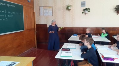 Вчителька з Волині заохочує до вивчення математики через соцмережі Вчителька з Волині заохочує до вивчення математики через соцмережі