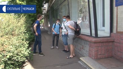 Міські бібліотеки Черкас поновили роботу