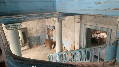 На Черкащині мисливський палац консервують на зиму, щоб вберегти від дощів та снігу На Черкащині мисливський палац консервують на зиму, щоб вберегти від дощів та снігу