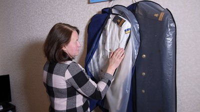 "Відчуваю, що він живий": мати безвісти зниклого військового моряка шукає сина "Відчуваю, що він живий": мати безвісти зниклого військового моряка шукає сина