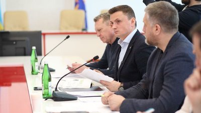 У Тернополі робоча група вивчає правомірність використання Почаївської лаври московським патріархатом У Тернополі робоча група вивчає правомірність використання Почаївської лаври московським патріархатом