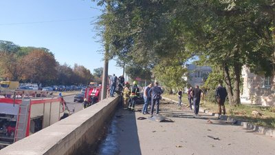 Вибух авто в Дніпрі: загинули двоє людей, справу кваліфікували як теракт. Що відомо