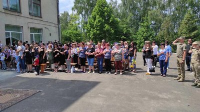 На Тернопільщині загиблим бійцям відкрили три меморіальні дошки На Тернопільщині загиблим бійцям відкрили три меморіальні дошки