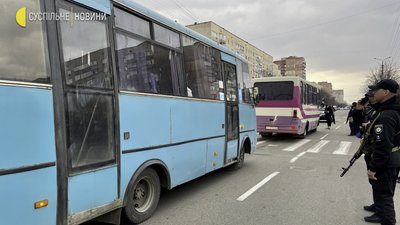 “Я сподіваюся, що зможу повернутися за мамою”, — історії евакуйованих до Броварів людей “Я сподіваюся, що зможу повернутися за мамою”, — історії евакуйованих до Броварів людей
