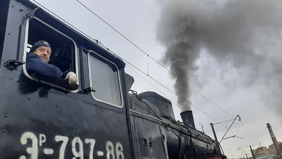 Зі Львова до Брюхович двічі на день їздить ретро-поїзд Зі Львова до Брюхович двічі на день їздить ретро-поїзд