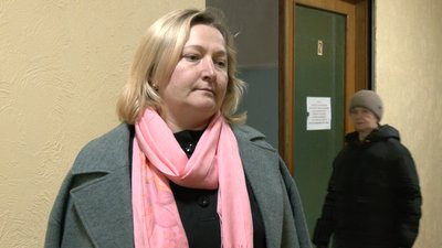 Штовханина вірян УПЦ МП та ПЦУ біля храму на Волині — Заступниця голови Камінь-Каширської районної адміністрації Юлія Подерня-Масюк Штовханина вірян УПЦ МП та ПЦУ біля храму на Волині — Заступниця голови Камінь-Каширської районної адміністрації Юлія Подерня-Масюк