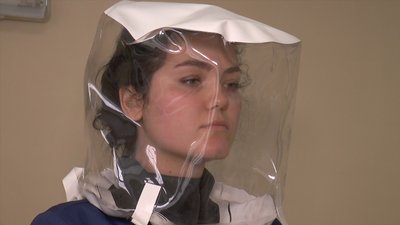 Миколаївська лікарня придбала шоломи, призначені для хворих на COVID-19
