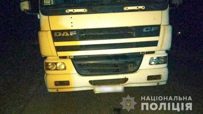 Водій вантажівки наїхав на велосипедиста Водій вантажівки наїхав на велосипедиста