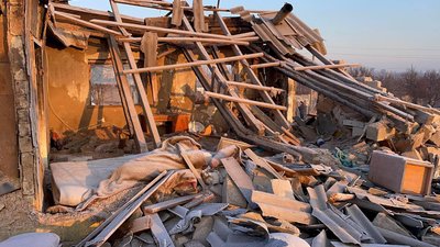 Внаслідок авіаобстрілу Запоріжжя армією РФ загинула жінка