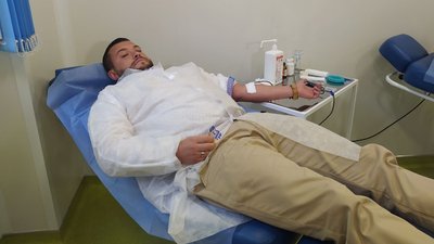 В Одесі для допомоги військовим за день зібрали дев'ять літрів крові В Одесі для допомоги військовим за день зібрали дев'ять літрів крові