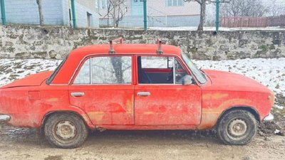 На Хмельниччині судитимуть 19-річного юнака за крадіжку автомобіля