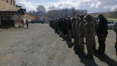 Поблизу Тернополя відбулися навчання з територіальної оборони Поблизу Тернополя відбулися навчання з територіальної оборони