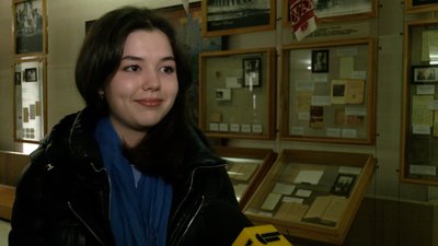 "Мусимо пам’ятати, якою ціною наша свобода": у Чернігові студенти показали виставу за мотивами драми "Ми, Майдан" "Мусимо пам’ятати, якою ціною наша свобода": у Чернігові студенти показали виставу за мотивами драми "Ми, Майдан"
