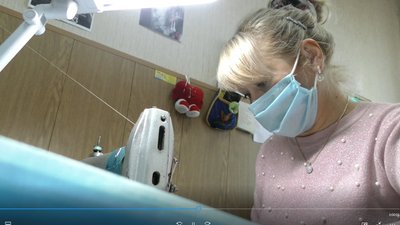 Захисні маски від херсонської гімназії: медикам, військовим та дітям-сиротам Захисні маски від херсонської гімназії: медикам, військовим та дітям-сиротам