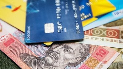 На Херсонщині судитимуть трьох людей за шахрайство з платіжними системами