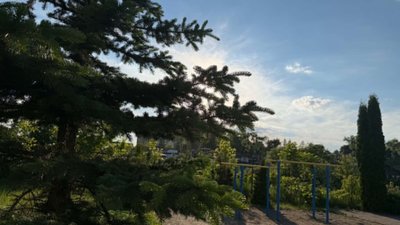 Спортивний майданчик у дворі