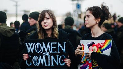 Рівність – наша традиційна цінність. Чому ми маємо говорити про жіночі права Рівність – наша традиційна цінність. Чому ми маємо говорити про жіночі права