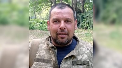 На Чернігівщині в останню путь провели п'ятьох військових ЗСУ, які захищали Україну На Чернігівщині в останню путь провели п'ятьох військових ЗСУ, які захищали Україну