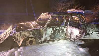 На Чернігівщині водій збив насмерть чоловіка, а потім підпалив свою автівку