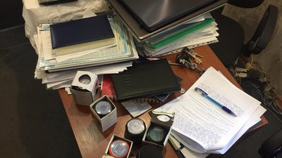 27-річний організатор, реєстратори та ріелтори. У Дніпрі викрили підозрюваних в рейдерстві землі