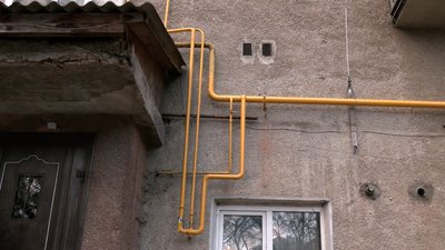 Місяць без тепла. Мешканці франківської багатоповерхівки не можуть під'єднати опалення через сусіда Місяць без тепла. Мешканці франківської багатоповерхівки не можуть під'єднати опалення через сусіда