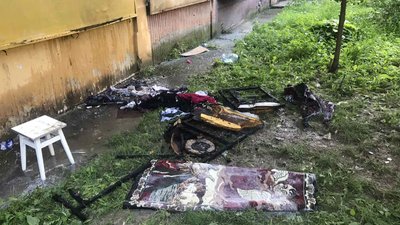 Батько з сином травмувалися під час пожежі в ужгородській багатоповерхівці Батько з сином травмувалися під час пожежі в ужгородській багатоповерхівці