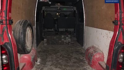 Двоє ужгородців намагались вкрасти бруківку
