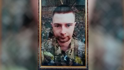 Солдат Олег Буленок Солдат Олег Буленок