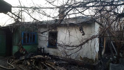 У пожежі на Донеччині загинули двоє людей — ДСНС У пожежі на Донеччині загинули двоє людей — ДСНС