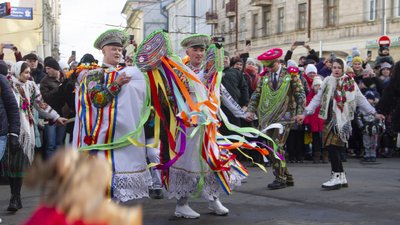 Великий тигр і народні костюми. Якою була Маланка-фест у Чернівцях Великий тигр і народні костюми. Якою була Маланка-фест у Чернівцях