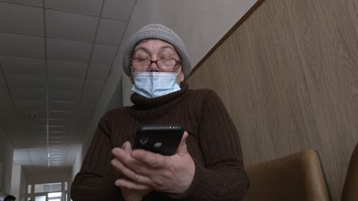 "єБабуся": чи готові черкаські пенсіонери отримати смартфони і що кажуть фахівці "єБабуся": чи готові черкаські пенсіонери отримати смартфони і що кажуть фахівці