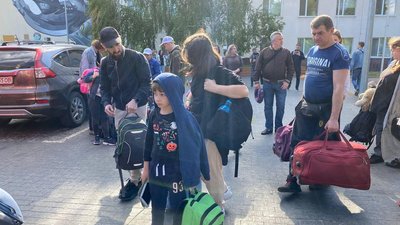 Сім багатодітних сімей з Одеси поїхали до столиці Швейцарії Сім багатодітних сімей з Одеси поїхали до столиці Швейцарії