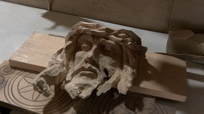 Обличчя Ісуса Христа із дерева Обличчя Ісуса Христа із дерева