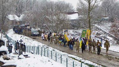 На Тернопільщині попрощалися із загиблими військовослужбовцями