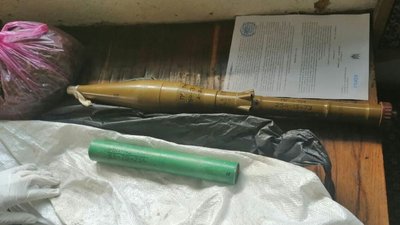 На Херсонщині житель Любимівки зберігав гранатомет із зарядом та наркотики