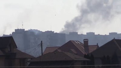 Українські прикордонники показали, як обороняють Бахмут на Донеччині Українські прикордонники показали, як обороняють Бахмут на Донеччині