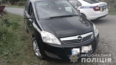 На Закарпатті водій збив пішохода і втік з місця події
