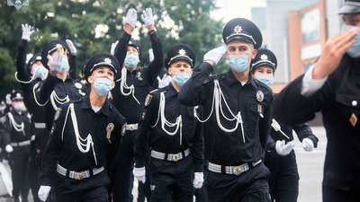 В університеті внутрішніх справ у Дніпрі відбувся випуск курсантів – фоторепортаж В університеті внутрішніх справ у Дніпрі відбувся випуск курсантів – фоторепортаж