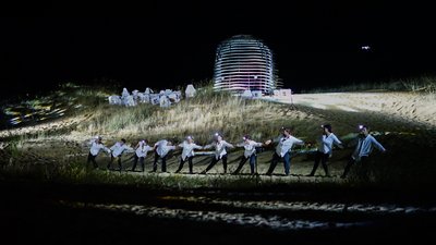 ГогольFest у Херсоні: біблійна історія та рефлексія у пустелі. Фоторепортаж ГогольFest у Херсоні: біблійна історія та рефлексія у пустелі. Фоторепортаж