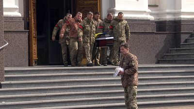 Прощання з полеглим бійцем Ігорем Журавлем у Луцьку