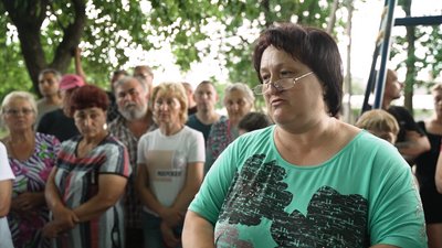 жителька мікрорайону Зарічне Валентина Васечко про зміну постачальника води в Зарічному жителька мікрорайону Зарічне Валентина Васечко про зміну постачальника води в Зарічному