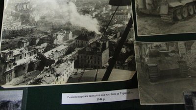 Тернопіль після звільнення в 1944 році Тернопіль після звільнення в 1944 році