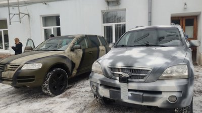 Два позашляховики для виконання бойових завдань передали Спецпідрозділу СБУ у Житомирі Два позашляховики для виконання бойових завдань передали Спецпідрозділу СБУ у Житомирі