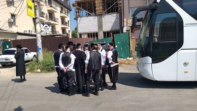 Очікують 50 тисяч: до Умані з'їжджаються хасиди Очікують 50 тисяч: до Умані з'їжджаються хасиди