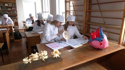 Як у Рівному функціонує Луганський медуніверситет та скільки студентів там навчаються