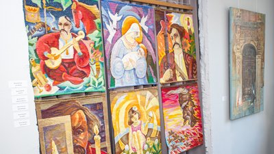 Незалежність у мистецтві: у Дніпрі відкрили виставку до 30-річчя незалежної України Незалежність у мистецтві: у Дніпрі відкрили виставку до 30-річчя незалежної України