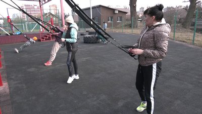 Сумська тренерка організовує безкоштовні заняття спортом на свіжому повітрі