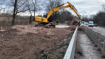 Стартував капітальний ремонт мосту через річку Очеретянка на дорозі Виступовичі — Житомир — Могилів-Подільський Стартував капітальний ремонт мосту через річку Очеретянка на дорозі Виступовичі — Житомир — Могилів-Подільський