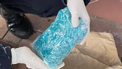 30-річного чоловіка затримали неподалік поштового відділення 30-річного чоловіка затримали неподалік поштового відділення