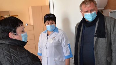 Бердичівська лікарня на Житомирщині переповнена пацієнтами з COVID-19 Бердичівська лікарня на Житомирщині переповнена пацієнтами з COVID-19